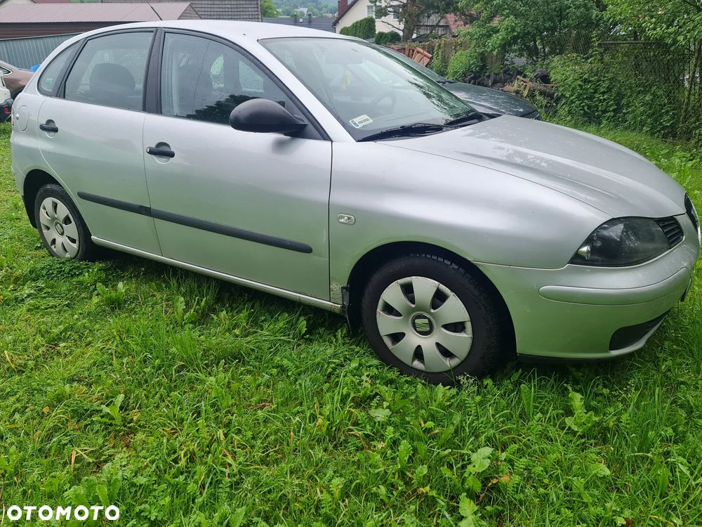 Seat Ibiza 1.4 16V Signo - 1