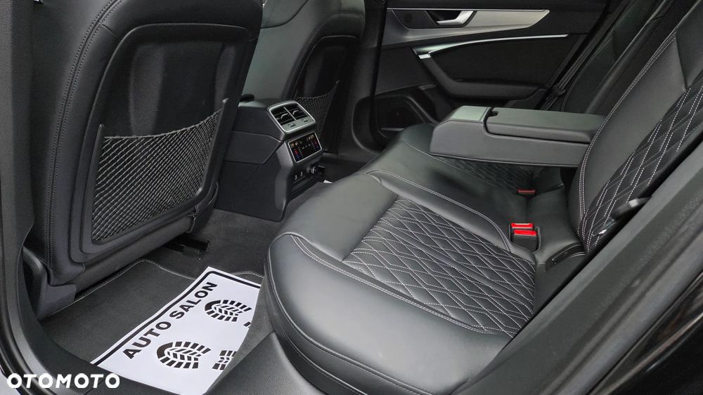 Audi A6 Avant 55 TFSI e quattro S tronic S line - 12