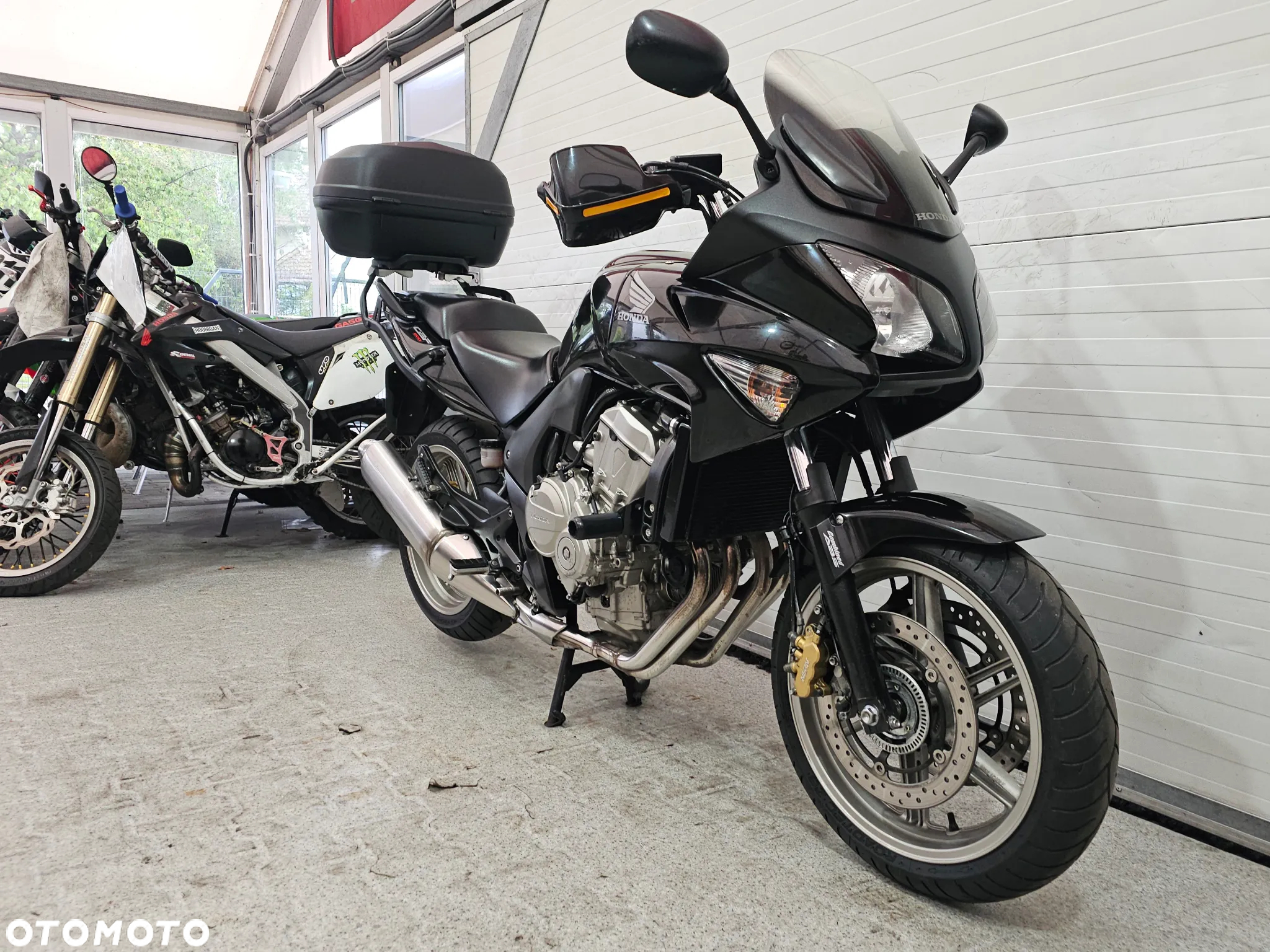Honda CBF - 7