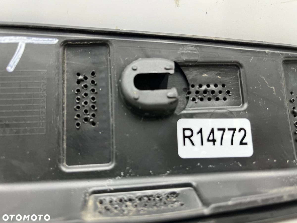 Listwa Polestar 2 II 2020r.- prawa tylna dolna nakładka drzwi prawy tył 31672660 - 11