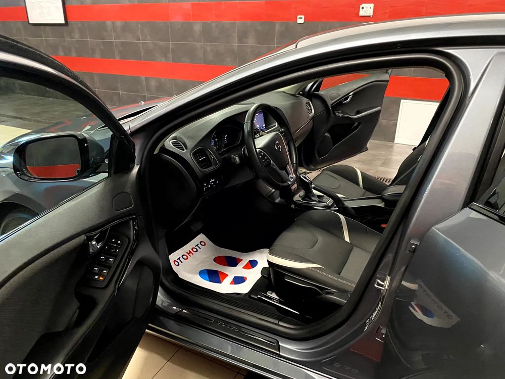 Volvo V40 D3 Drive-E Momentum - 15