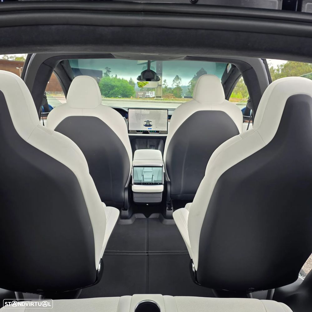 Tesla Model X Long Range AWD - 17