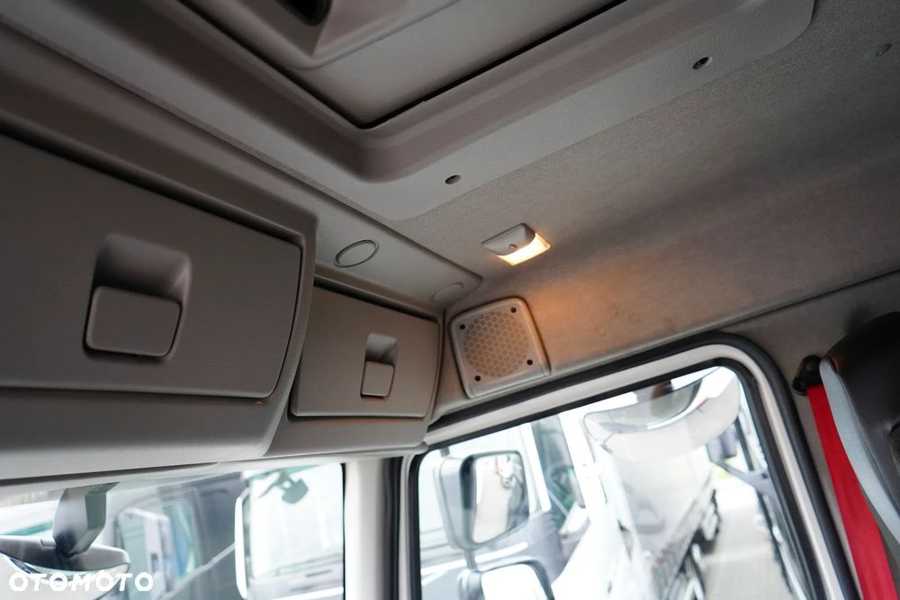 Renault / D 16 / 280 / ACC / EURO 6 / KONTENER + WINDA / ŁAD. 9095 KG / 18 PALET - 39