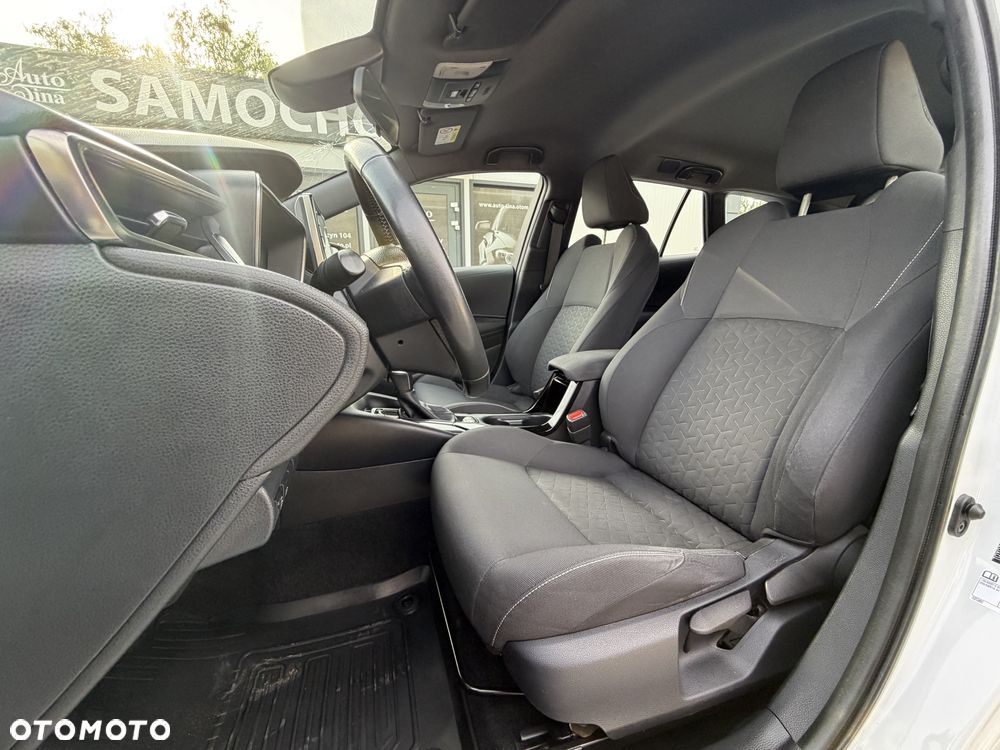 Toyota Corolla 1.8 Hybrid Comfort - 23
