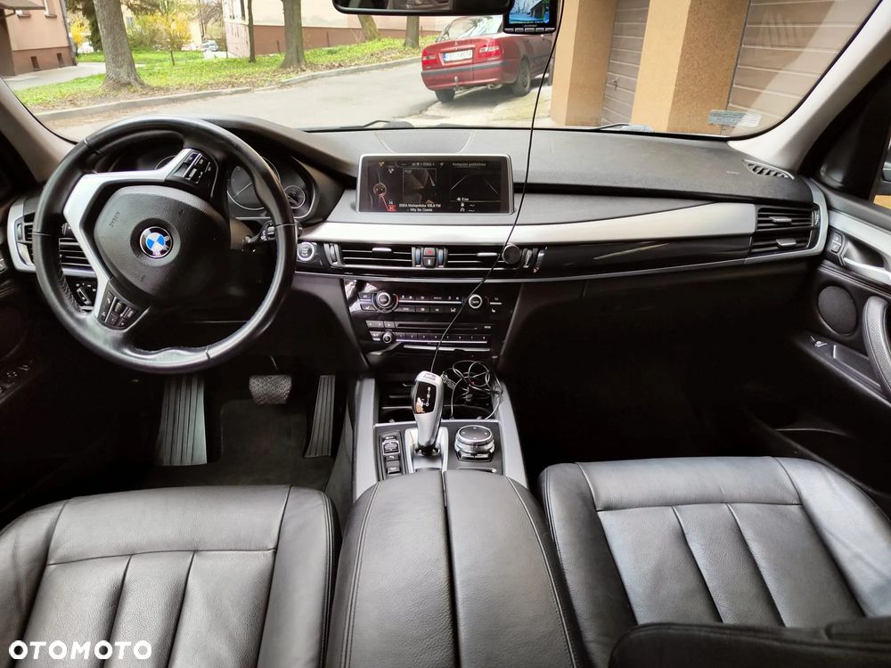 BMW X5 xDrive25d - 8