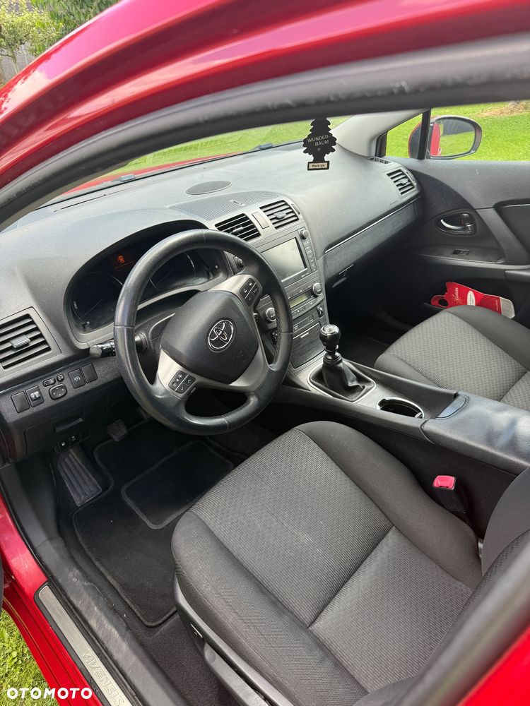 Toyota Avensis 2.2 D-4D Sol Plus NAVI - 12