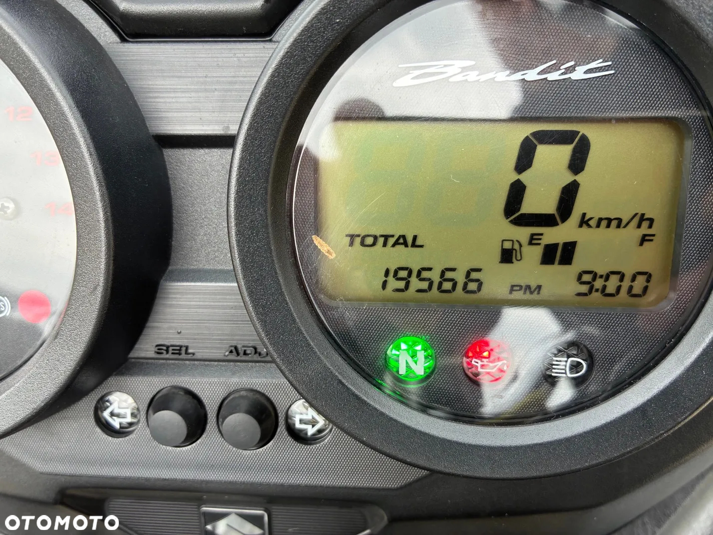 Suzuki Bandit - 11