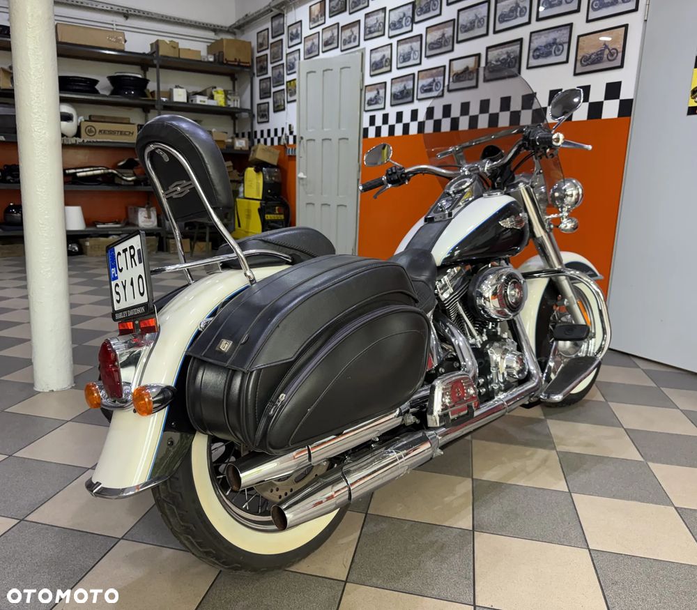 Harley-Davidson Softail Deluxe - 5
