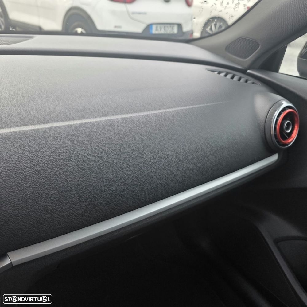 Audi A3 Sportback 1.6 TDI S-line - 26