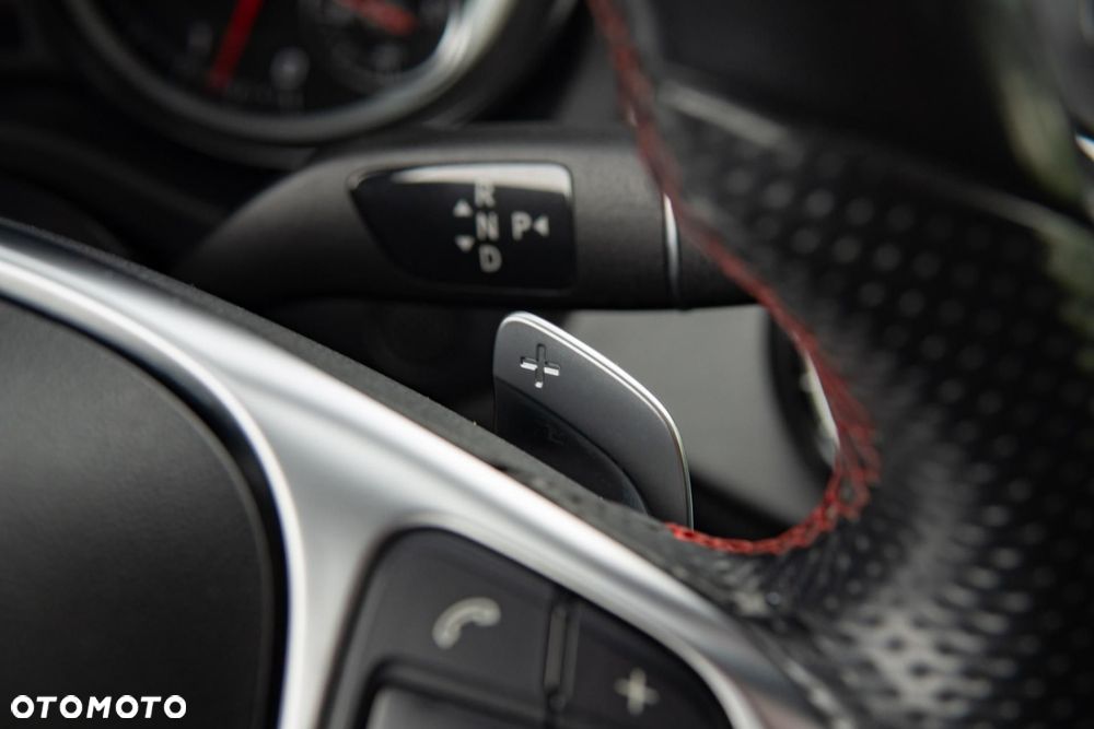 Mercedes-Benz CLA - 18
