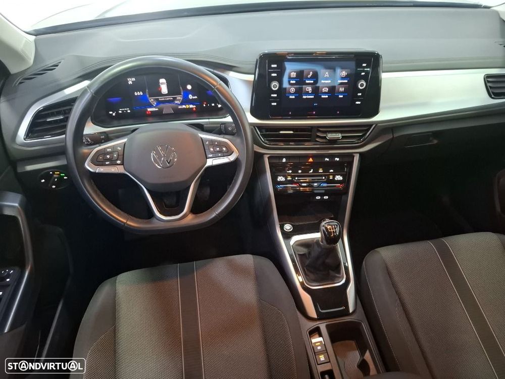 VW T-Roc 1.0 TSI Urban - 18