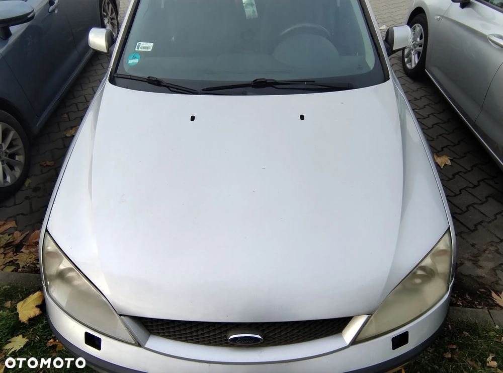 Ford Mondeo 2.0 Ghia - 2