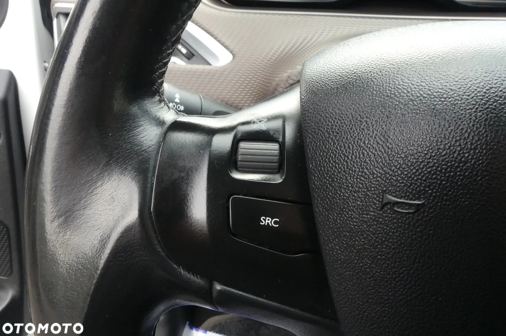 Peugeot 2008 1.6 VTi Allure - 18