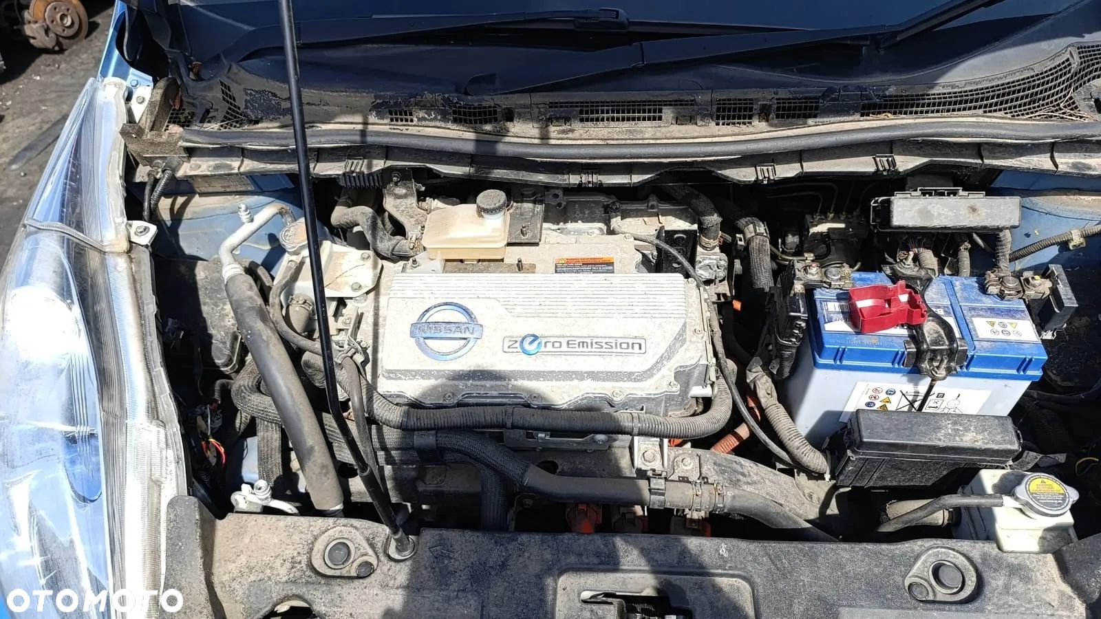 35441 Nissan leaf ZE0 2011 silnik elektryczny silnik EM61 - 1