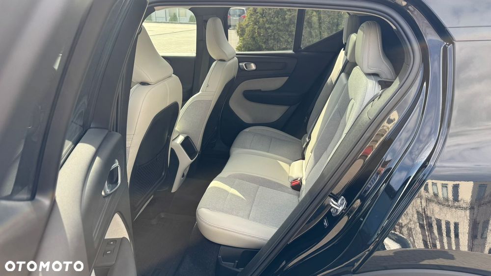 Volvo XC 40 T4 Geartronic R-Design - 19