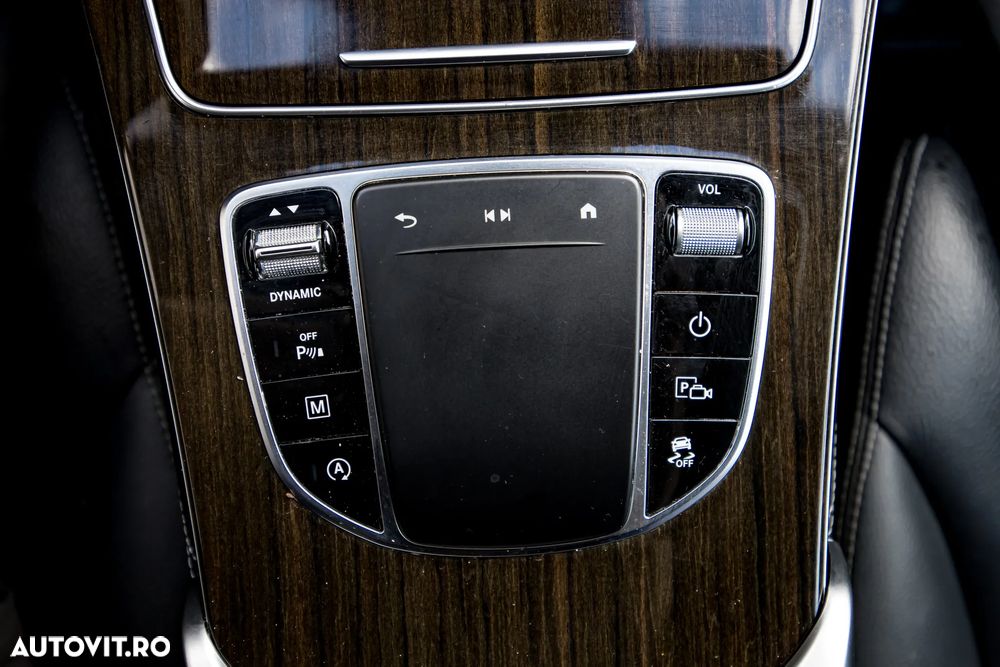 Mercedes-Benz GLC 220 d 4MATIC - 24