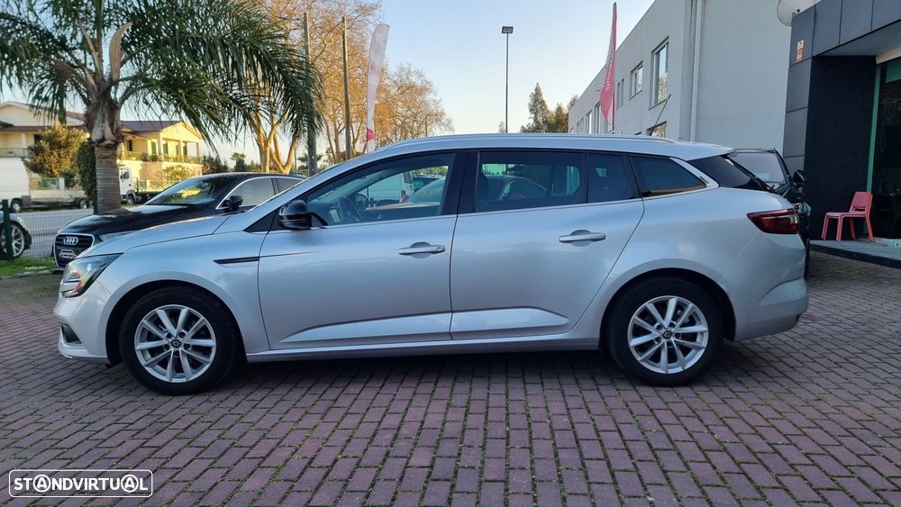Renault Mégane Sport Tourer - 3