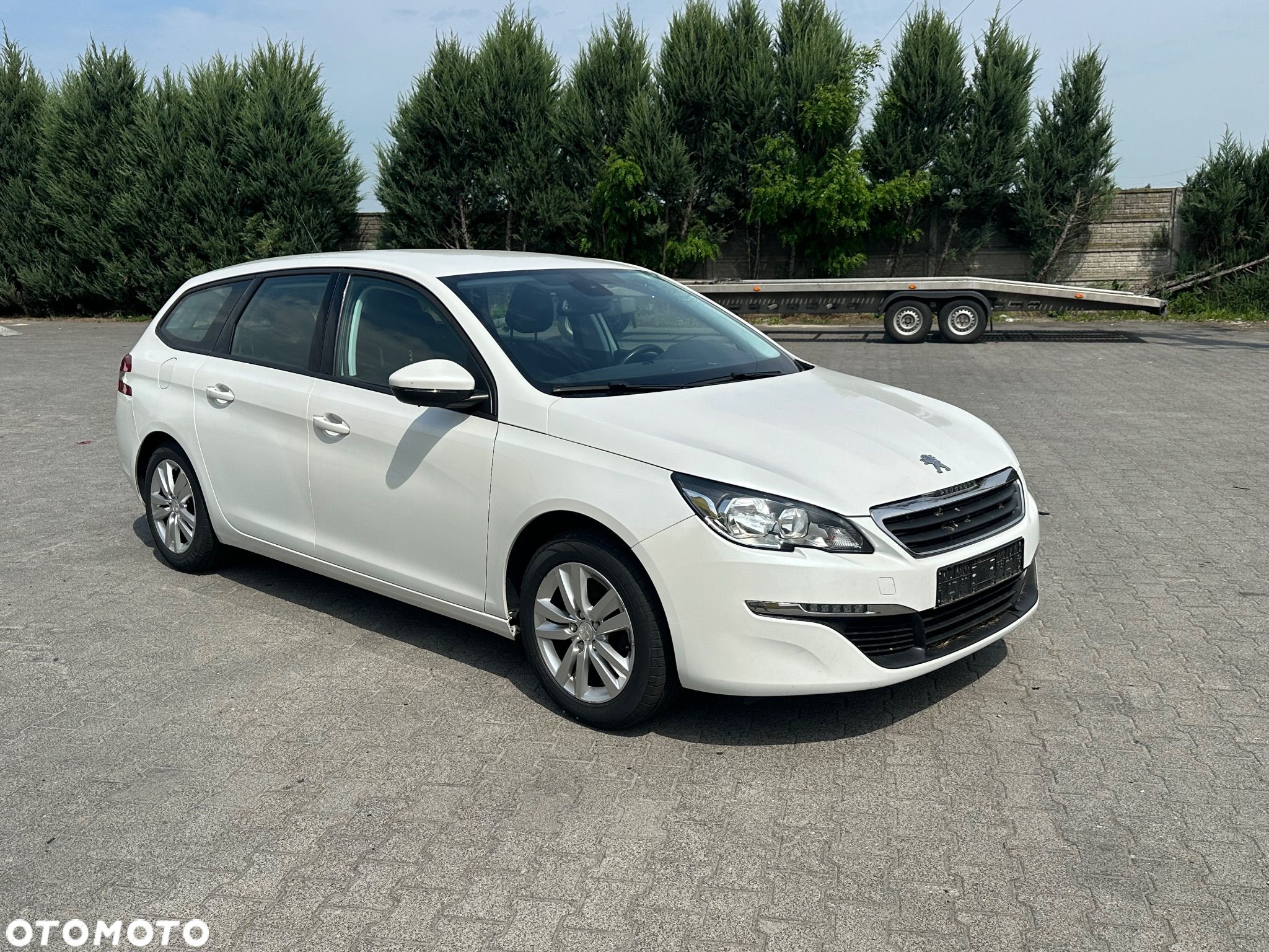 Peugeot 308 - 1