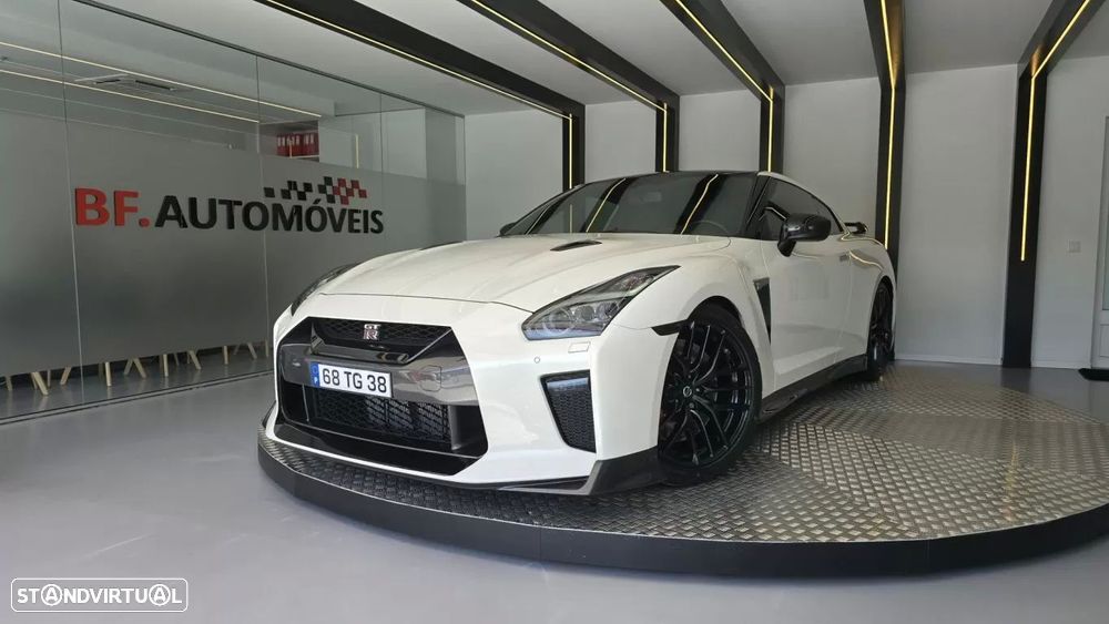 Nissan GT-R 3.8 V6 Pack Prestige - 12