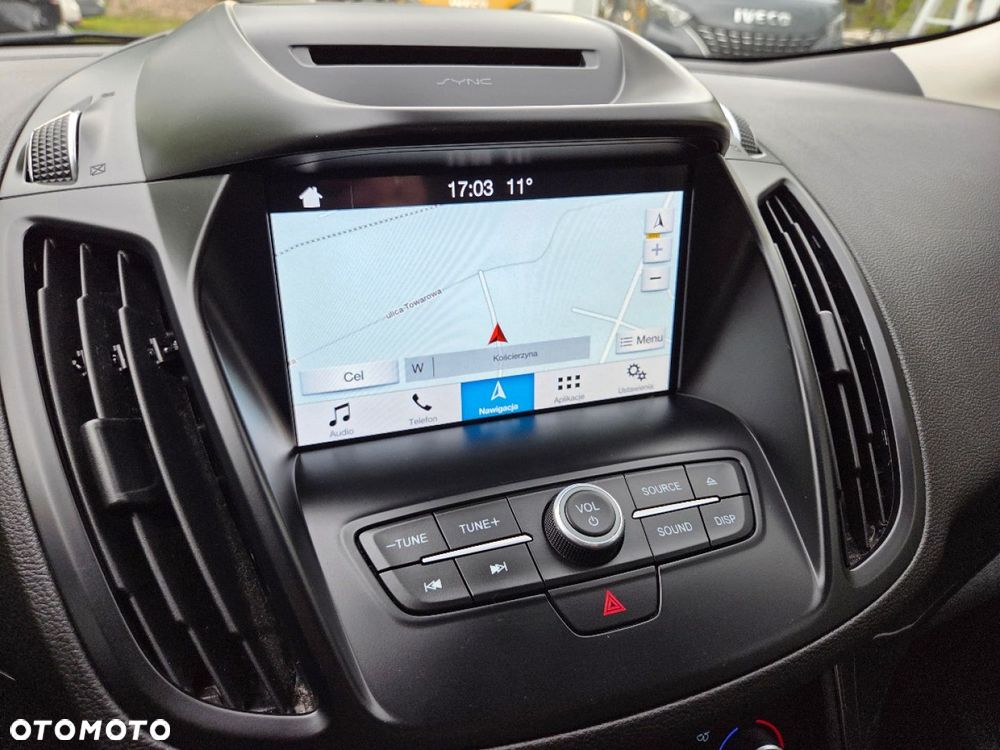 Ford Kuga 1.5 EcoBoost 2x4 Titanium - 14