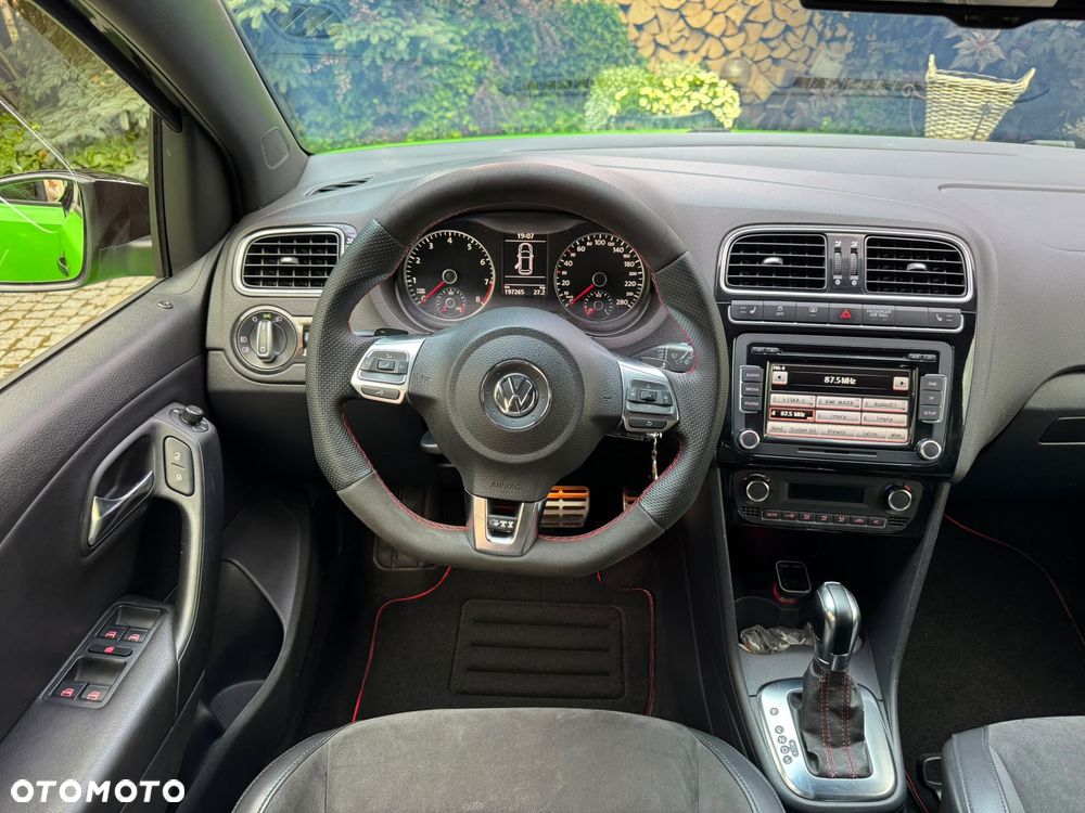Volkswagen Polo 1.4 DSG GTI - 29