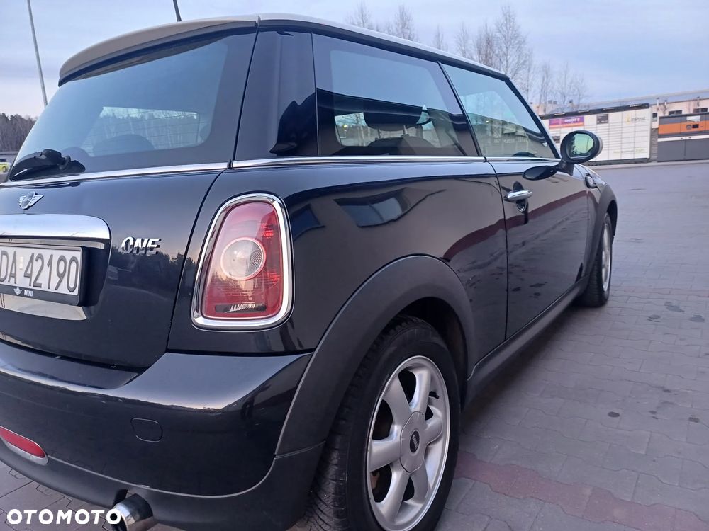 MINI ONE Standard - 24