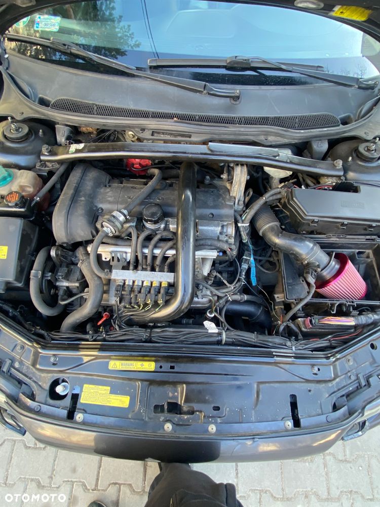 Volvo S60 2.4 T - 14