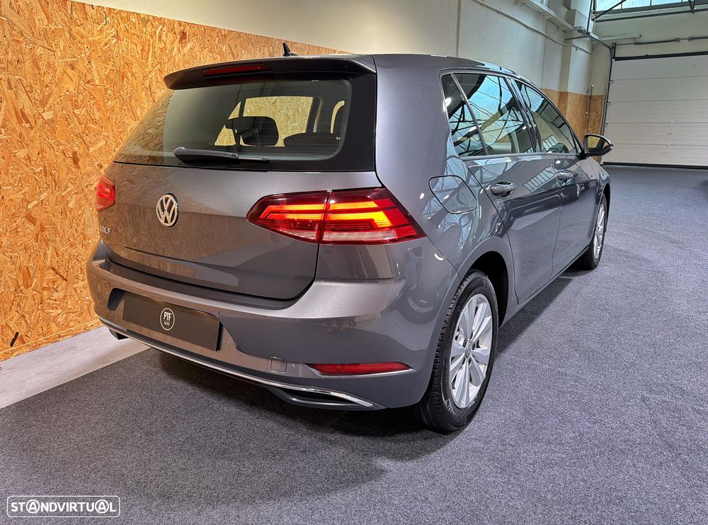 VW Golf 1.0 TSI Confortline DSG - 4