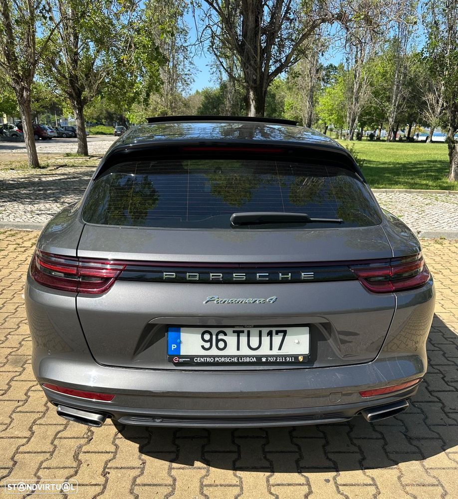 Porsche Panamera Sport Turismo 4 E-Hybrid - 13