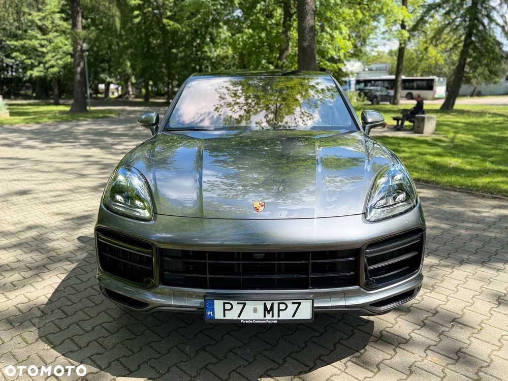 Porsche Cayenne - 4