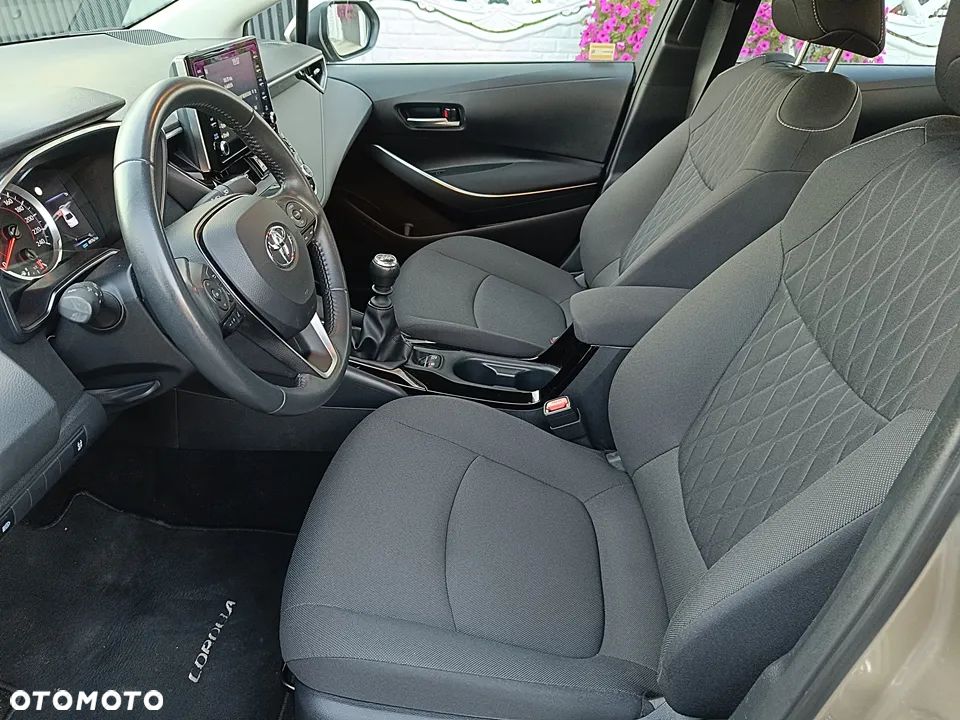 Toyota Corolla 1.5 Comfort - 19