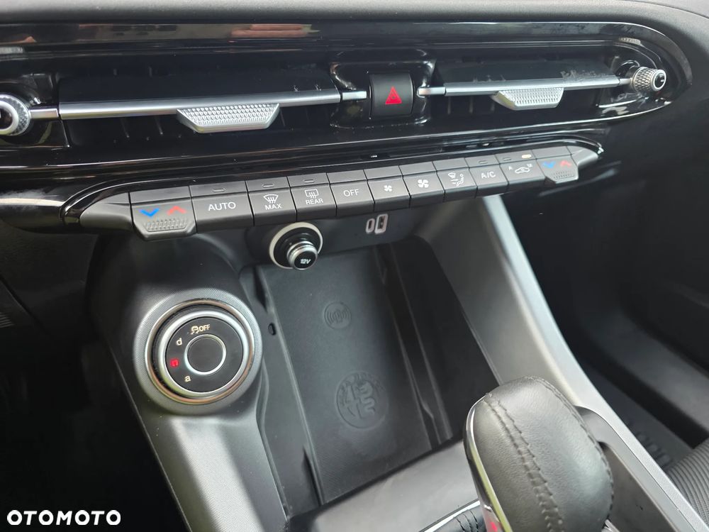 Alfa Romeo Tonale 1.5 T4 GSE mHEV Sprint DCT - 22