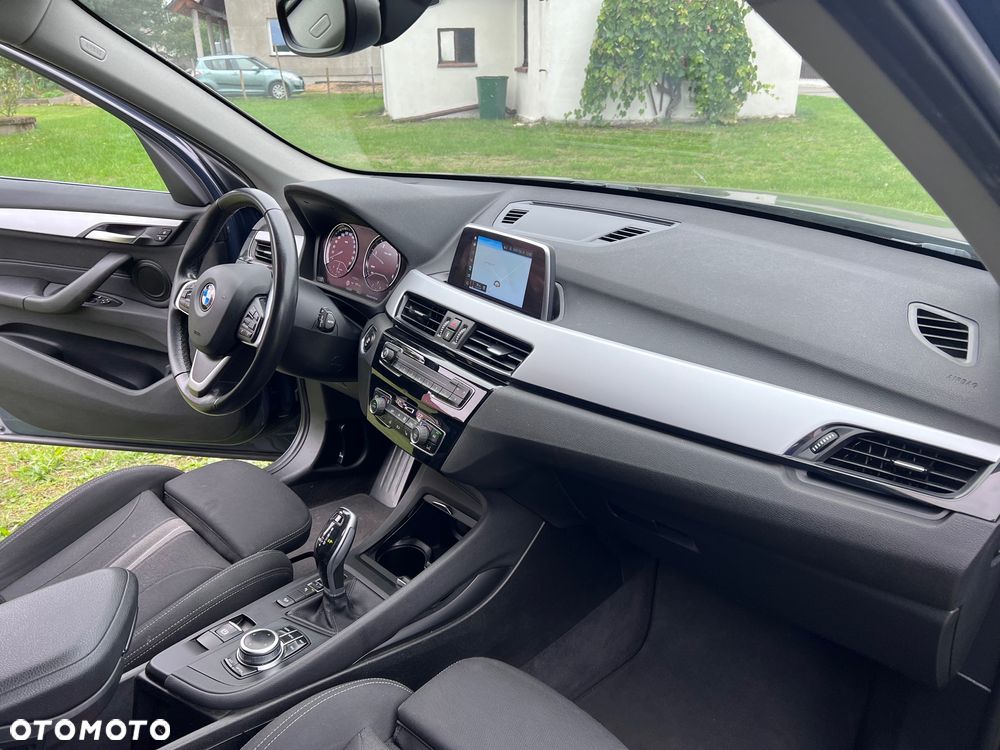 BMW X1 xDrive20d Advantage - 14