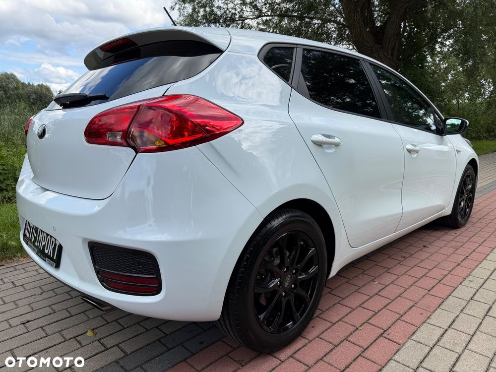 Kia Ceed 1.4 CVVT Dream Team Edition - 3
