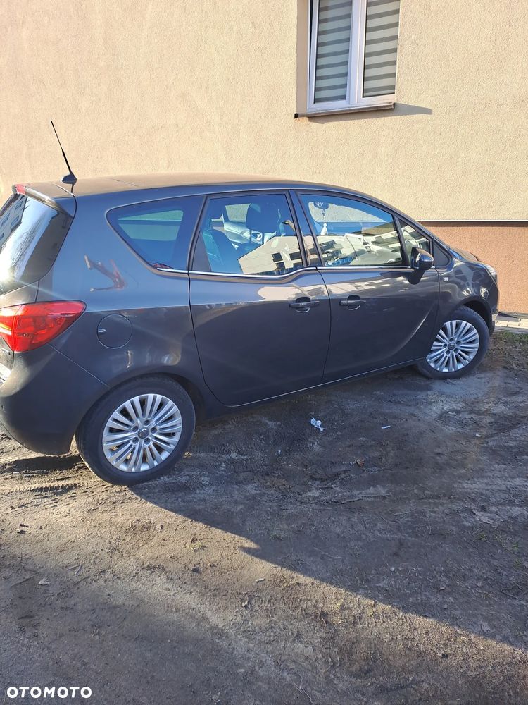 Opel Meriva 1.6 CDTI Enjoy S&S - 2