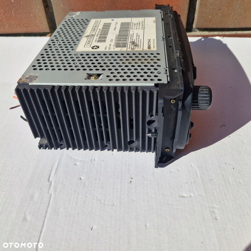 CHRYSLER PT CRUISER 00- RADIO CD P05091601AF - 3