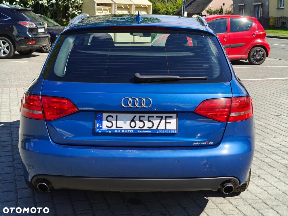 Audi A4 Avant 2.0 TFSI Attraction - 12