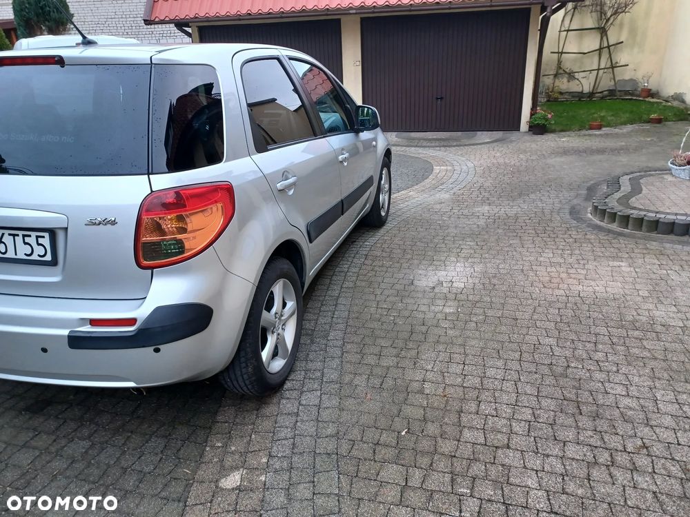 Suzuki SX4 1.6 GLX / Comfort - 4