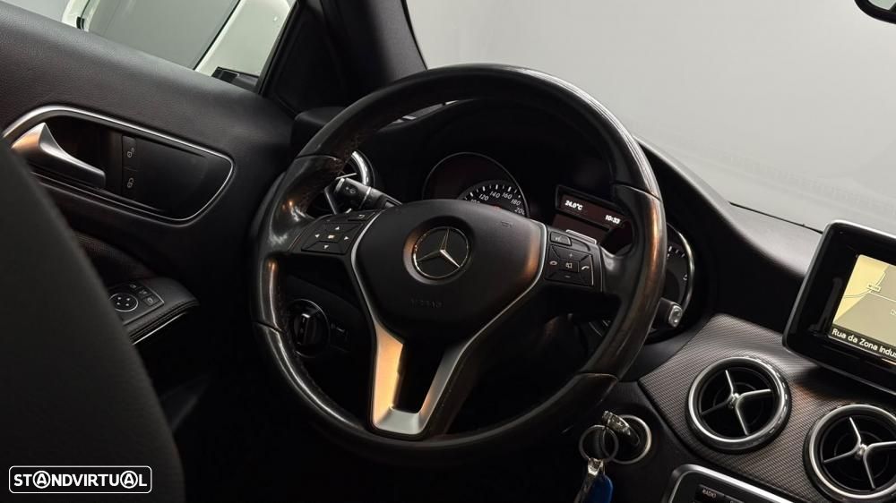 Mercedes-Benz GLA 180 (CDI) d 7G-DCT Urban - 3