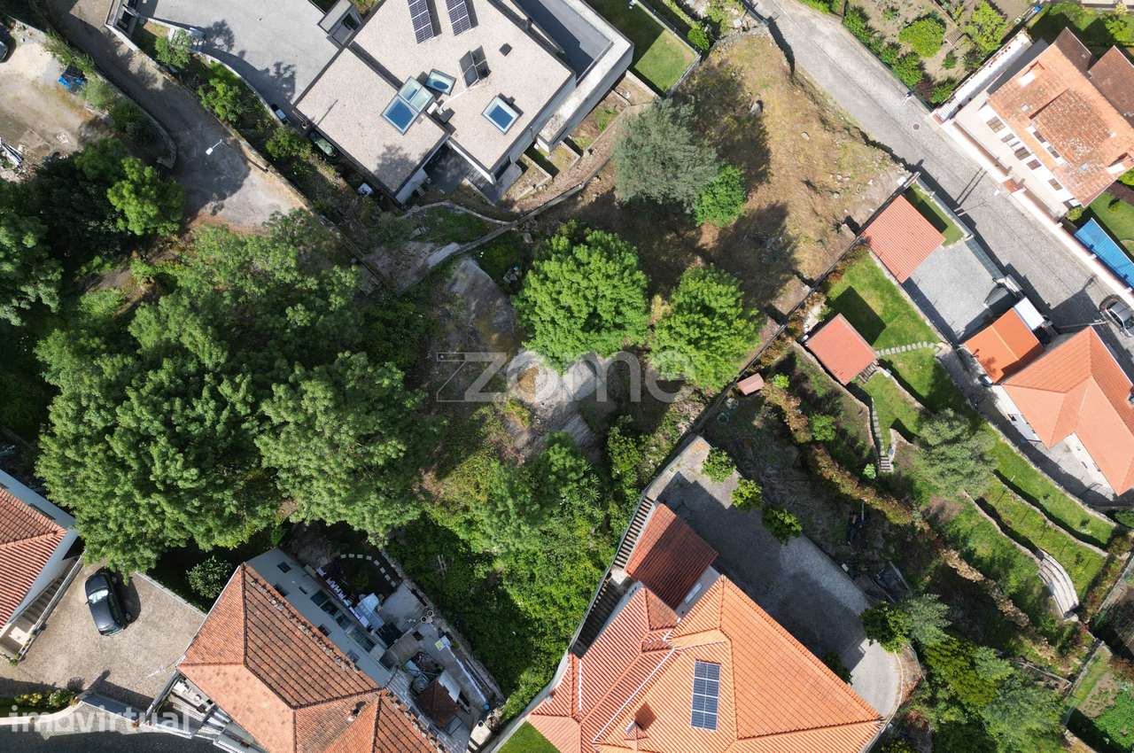 Terreno urbano Burgães - Grande imagem: 5/26