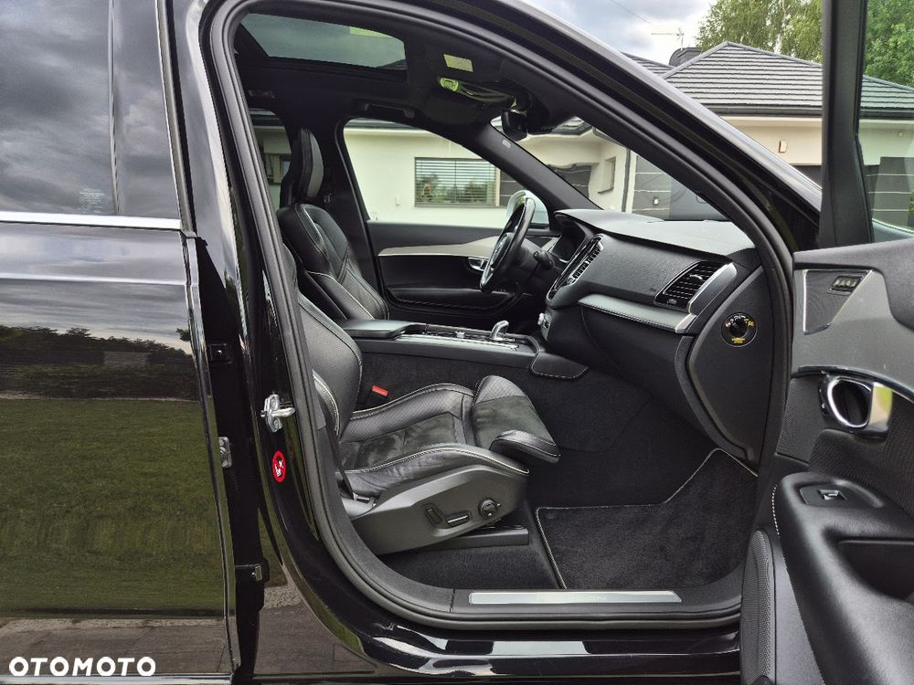 Volvo XC 90 - 26