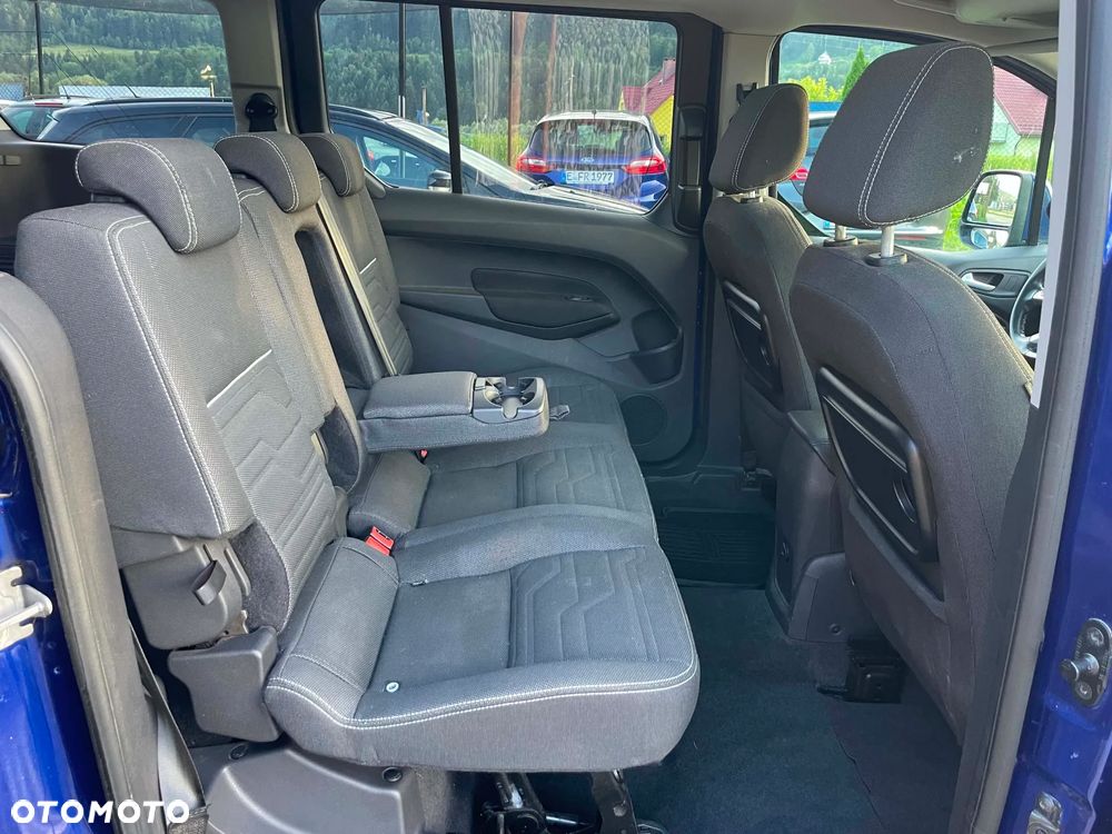 Ford Tourneo Connect Grand - 10