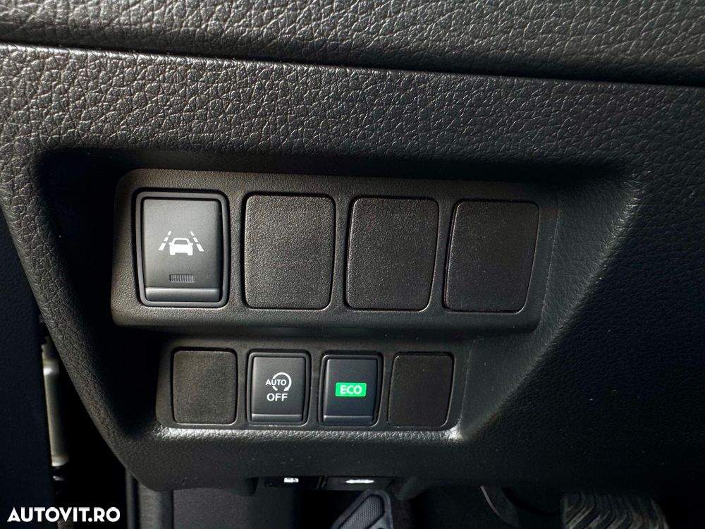 Nissan Qashqai 1.6 DCI Start/Stop X-TRONIC Tekna - 15