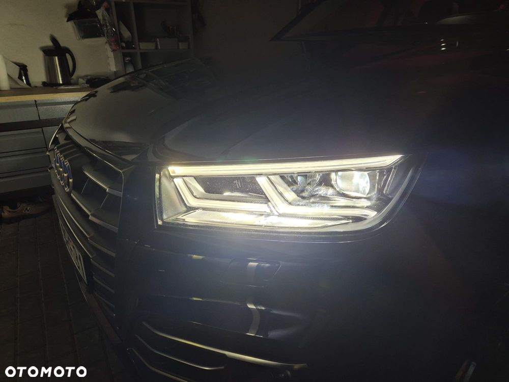Audi Q5 55 TFSI e Quattro S Line S tronic - 21