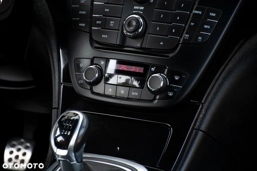 Opel Insignia 2.0 CDTI EcoFLEX Cosmo - 27