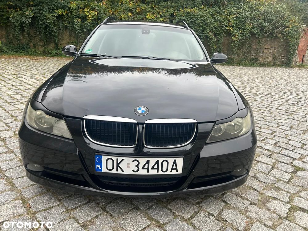 BMW Seria 3 318d - 10