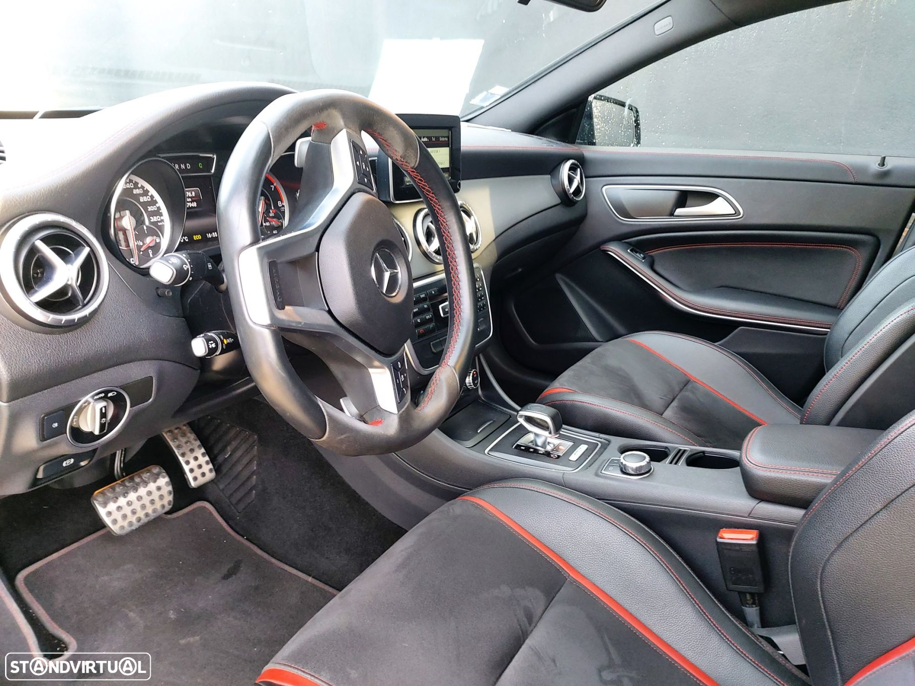 Mercedes-Benz CLA 45 AMG 4-Matic - 11