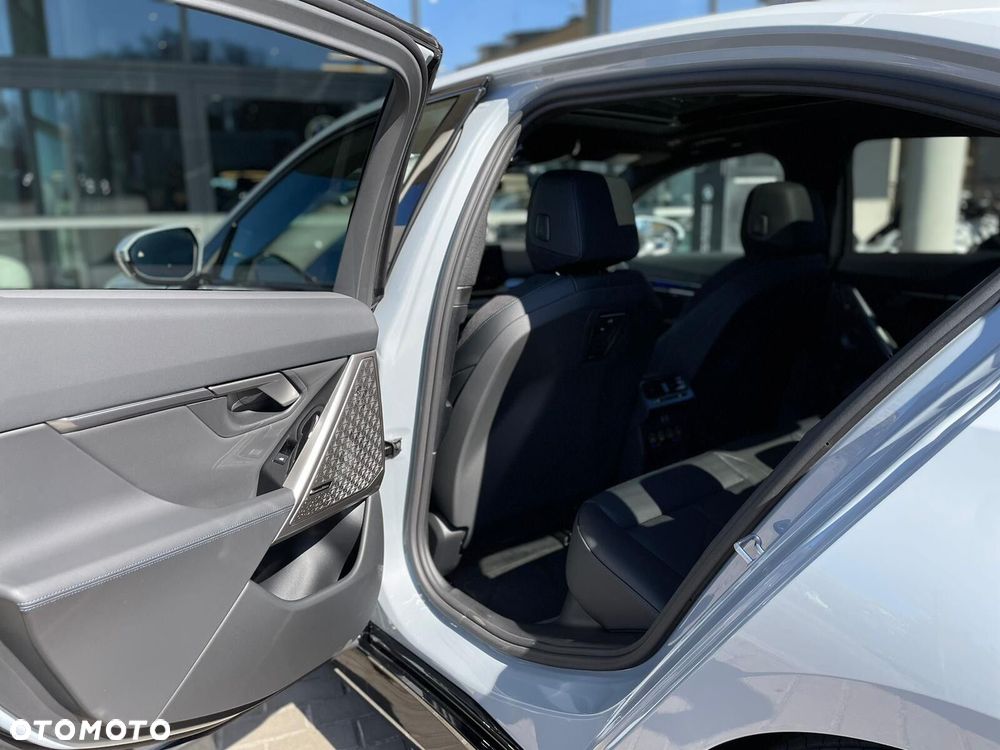BMW Seria 5 - 26