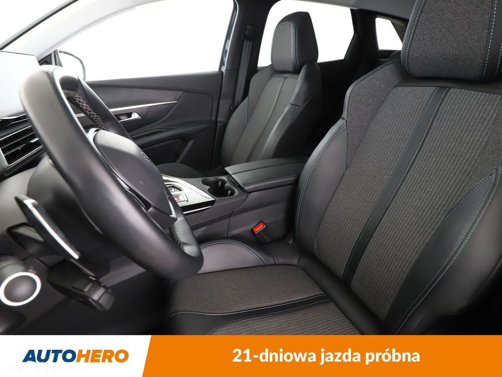 Peugeot 3008 - 11