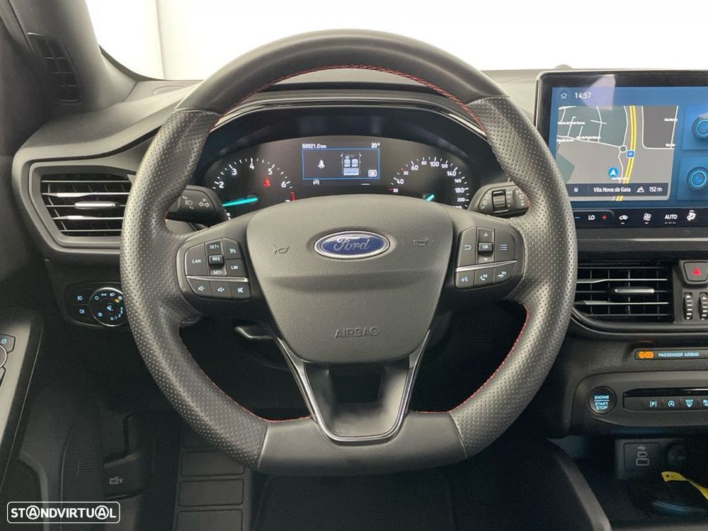 Ford Focus 1.0 EcoBoost MHEV ST-Line - 14